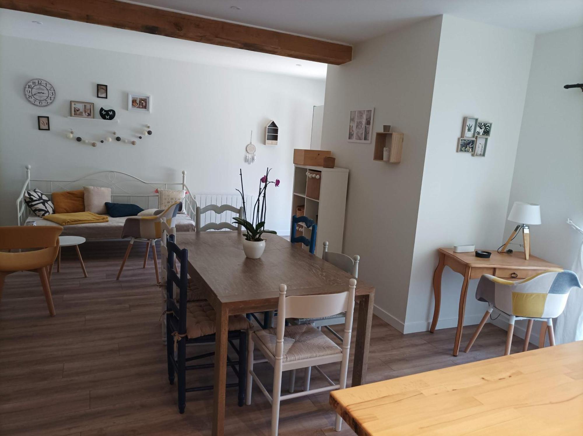 Gite De Charme - 3 Chambres, 5 Lits - De 4 A 7 Personnes Avanton ภายนอก รูปภาพ